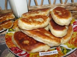 Tatar piték burgonyával és a hús recept