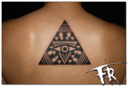 Triangle Tetoválás érték - vázlatok, a kéz, fotók