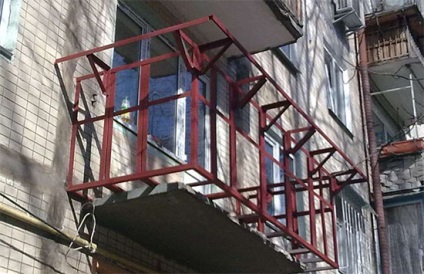 Melegítő az erkély a Hruscsov - a jogi és műszaki szempontok