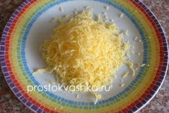 Cérnametélt sajttal - egy egyszerű recept fényképpel (recept) Cérnametélt sajttal - egy egyszerű recept a fotó