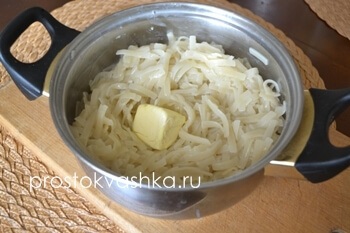 Cérnametélt sajttal - egy egyszerű recept fényképpel (tészta sajttal) Cérnametélt sajttal - egy egyszerű recept a fotó