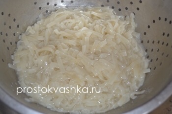Cérnametélt sajttal - egy egyszerű recept fényképpel (tészta sajttal) Cérnametélt sajttal - egy egyszerű recept a fotó