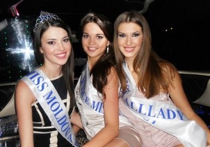 Veronica Popovici első kisasszony (Miss World ország) Veronica Popovici első kisasszony