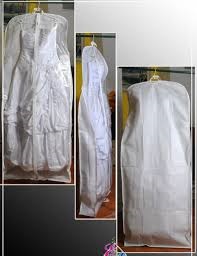 Tárolás tok esküvői ruha ruhák, vagy más módon végrehajtani