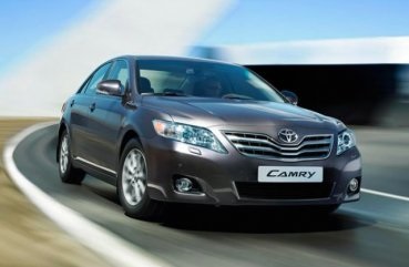 Olajcsere az automata sebességváltó autó Toyota Camry utasítás, fotó és videó felülvizsgálat