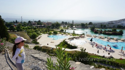 A hófehér Pamukkale és az ősi város Hierapolis - látni kell Törökországban - élni én (régi) A hófehér Pamukkale és az ősi város Hierapolis - látni kell Törökország - élőben utazás