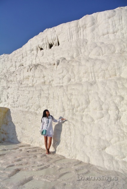 A hófehér Pamukkale és az ősi város Hierapolis - látni kell Törökország - élőben utaznak (Pamukkale) A hófehér Pamukkale és az ősi város Hierapolis - látni kell Törökország - élőben utazás