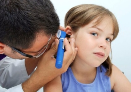 Fejfájás és a fül okok és a lehetséges betegség