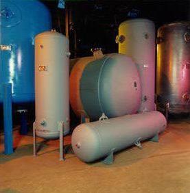 A légnyomás az akkumulátorban adott eszköz és működési elv