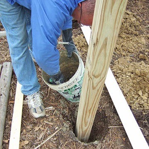 Fa kerítés hozzászólás az adott anyag, pluses és minuses, gyártása és szerelése