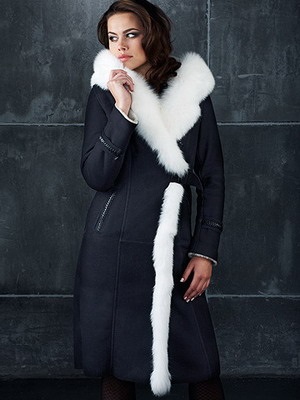 Hosszú és rövid női téli kabátok fény fotó modellek csuklyás a szezon 2017-2018