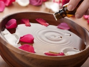 Az illóolaj rózsa haj maszk receptek, használat és visszacsatolás