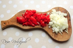 Töltött paprika csirke zöldségekkel - recept a kemencében