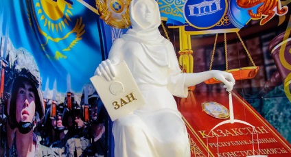 Jogom van, mint a külföldiek viselkednek Kazahsztán (Kazakhstan) Jogom van, mint a külföldiek viselkednek Kazahsztán