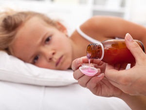 Hogyan kell kezelni angina hézagos okok és a tünetek a felnőtt és a gyermek, kezelési eljárásokat