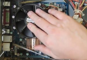 Hogyan tisztítsa meg a számítógép vagy laptop a portól magad otthon (hogyan kell tisztítani a ventilátor a laptop) Hogyan tisztítsa meg a számítógép vagy laptop a portól magad otthon