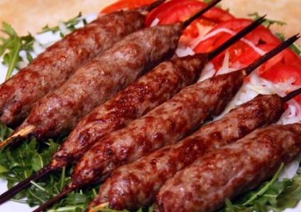 Fasírtok, húsgombóc, húsgombóc, fasírt - egyszerű receptek - női helyén (hátszín) Szelet, húsgombóc, fasírt, fasírt - egyszerű receptek - női oldalon