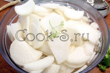 Ecetes daikon - lépésről lépésre recept fotókkal snack