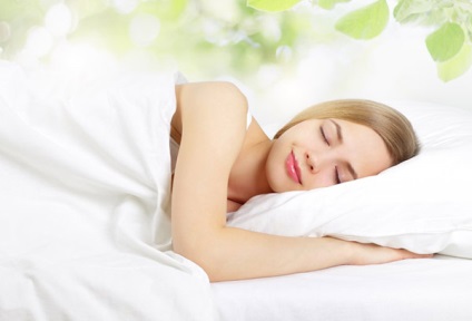A földön alvás 15 hihetetlen előnye