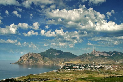 Nyaralás a különböző korú gyermekek a Koktebel - hol, hogyan kell szórakozni, és nem szabad elfelejteni (turizmus) Nyaralás a különböző korú gyermekek a Koktebel - hol, hogyan kell szórakozni, és nem szabad elfelejteni