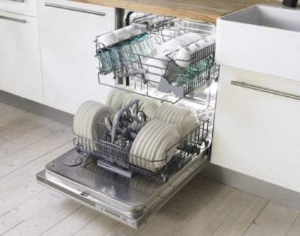 A mosogatógép csatlakoztatása a vízellátás és csatornázás lehetőségek, utasítások, videók és fotók
