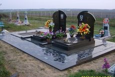 Műemlékek helyreállítása a temetőben - az RUR