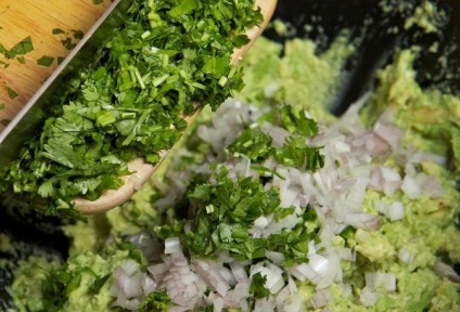 Receptek klasszikus guacamole mártással avokádó körettel és egyéb érdekes lehetőség fotó és videó