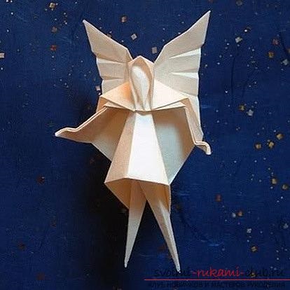 Készítsen gyönyörű angyal szárnyakkal, origami nem nehéz, ha követi a mintát (hogy) Készítsen gyönyörű angyal szárnyakkal, origami nem nehéz, ha követi a programok