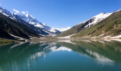 Top 25 lenyűgöző szépsége alpesi tavak, amit egyszerűen látni kell