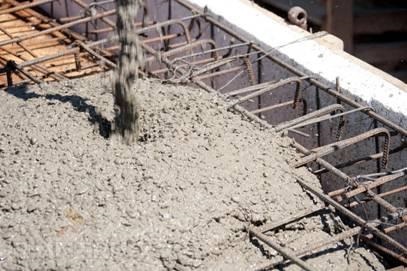 Minden, amit tudni kell, hogyan lehet vasbeton vagy beton kezük
