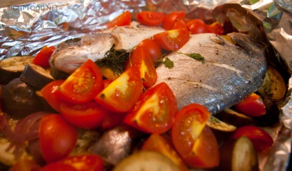 Sült tengeri keszeg a sütőben recept hal fóliában (sütőben) Sült tengeri keszeg a sütőben recept hal fóliában
