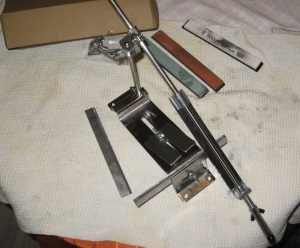 Élezése kés electroplane kezek - ezermester - házi eszközök (krivorukost) Élezése kés electroplane kezek - ezermester - házi eszközök