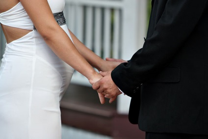 Terhes menyasszony hogyan kell megszervezni egy esküvőt