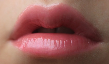 Lip Gloss Guerlain Kiss Kiss fényes (hang száma 860 rózsa florida) - vélemények, fényképek és ár