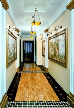 A design a folyosón egy lakásban -, hogyan lehet létrehozni szépség a kis térben