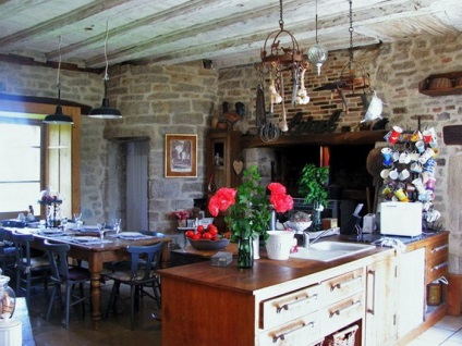 Francia stílus a belső a konyha