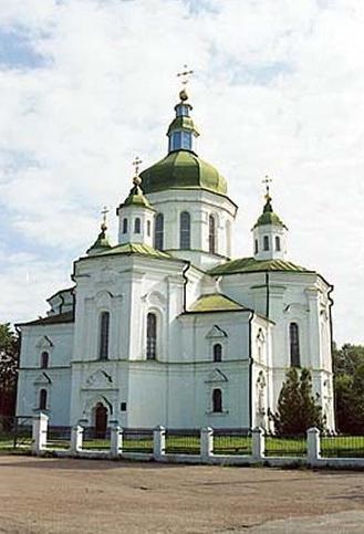 Ő itt született Goldeneye Goldeneye ahol gyermekkorát töltötte (az a hely, Gogol született) Ő itt született Goldeneye Goldeneye ahol gyermekkorát töltötte