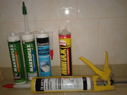 Tömítőanyagok Bath - a kiválasztása és alkalmazása (alkalmazás) Tömítőanyagok Fürdőszoba - kiválasztása és alkalmazása