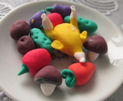 Toy gyurmából étel, anyaság - terhesség, szülés, a táplálkozás, az oktatás (gyurma) Toy gyurmából étel, anyaság - terhesség, szülés, a táplálkozás, az oktatás