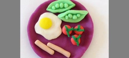 Toy gyurmából étel, anyaság - terhesség, szülés, a táplálkozás, az oktatás (gyurma) Toy gyurmából étel, anyaság - terhesség, szülés, a táplálkozás, az oktatás