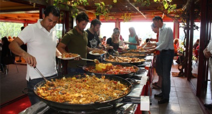 Spanyol paella, hogyan kell főzni otthon