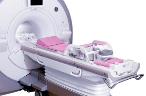 Hogyan agyi MRI, és hol található a klinikán
