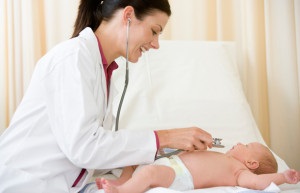 Milyen orvosok egy 3 hónapos baba asztal (teljes lista)