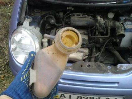 Hogyan cseréljük ki a fagyálló a legtöbb Daewoo Matiz tippeket és fotók (helyett) Hogyan cseréljük ki a fagyálló a legtöbb Daewoo Matiz tippeket és fotók