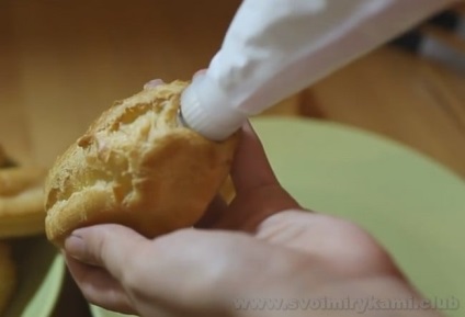 Főzni töltött profiteroles egy lépésről lépésre recept fotók