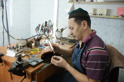 Hogy hagyományos kazah ékszerek (fotó)