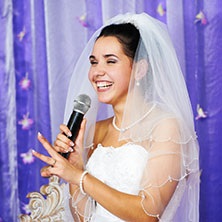 Karaoke az esküvőjén az előnye és hátránya