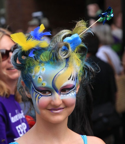 Arcfestés, mint egy módja annak, hogy változtatni a személyiség, vicces ajándékok (festék) Arcfestés, mint egy módja annak, hogy változtatni a személyiség, vicces ajándékok