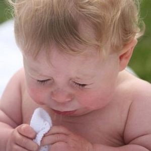 rhinitis kezelésére csecsemők esetében Komarovka nátha kezelésére (nátha) A kezelés a nátha csecsemők által Komarovsky, nátha kezelésére