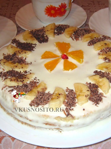 Egyszerű torta készült tejföl (tejföl) Egyszerű torta készült tejföl